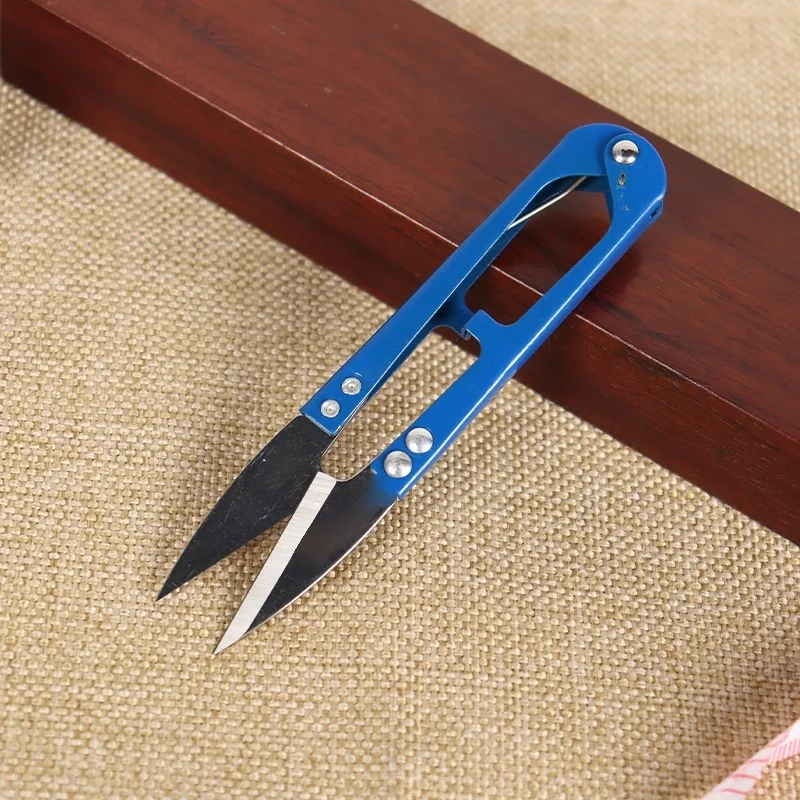 QuickSnip U-Spring Thread Snips view 2